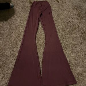Maroon aerie cross over flare leggings, XS